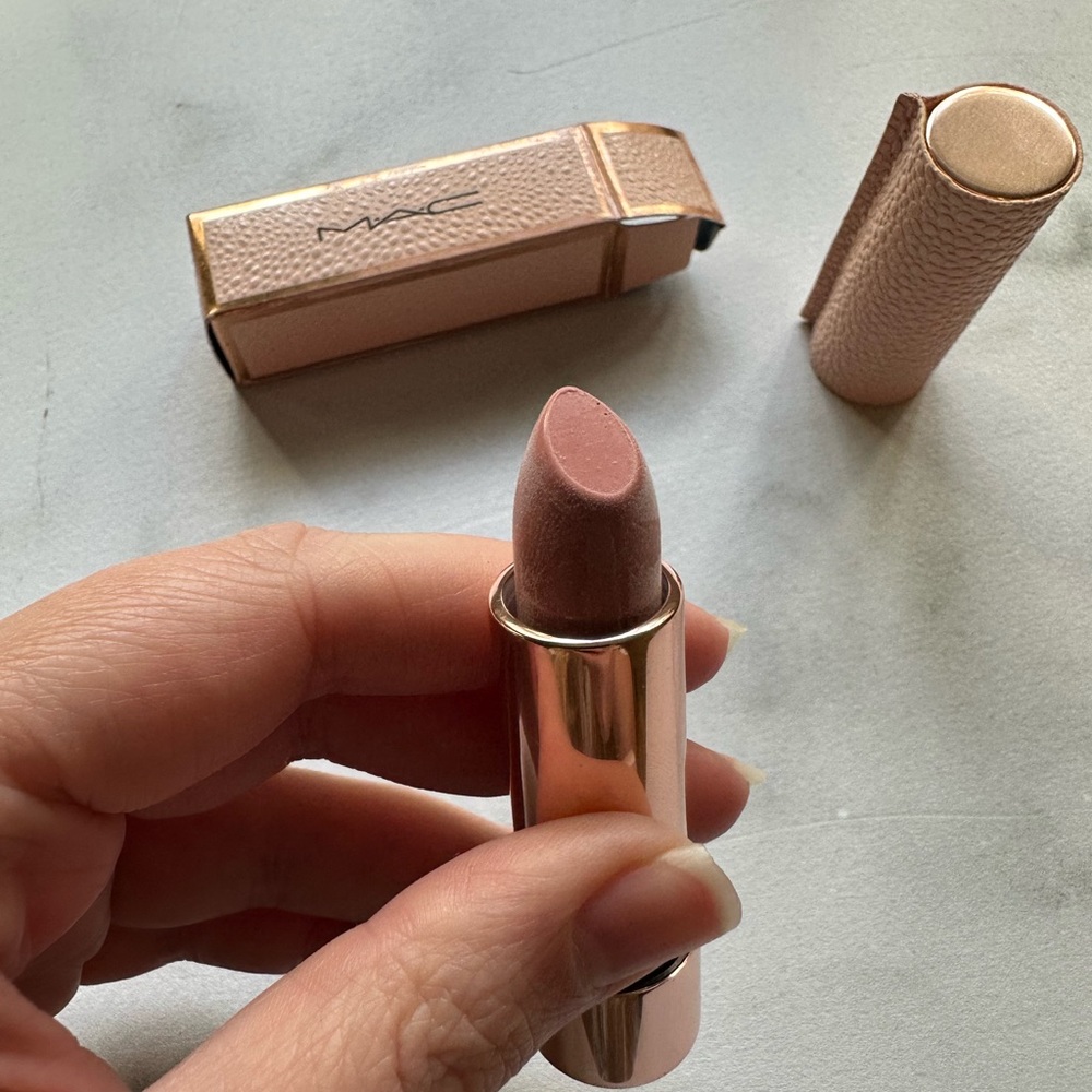 Making Pretty MAC Cosmetics Collection lipstick in 3N BNIB